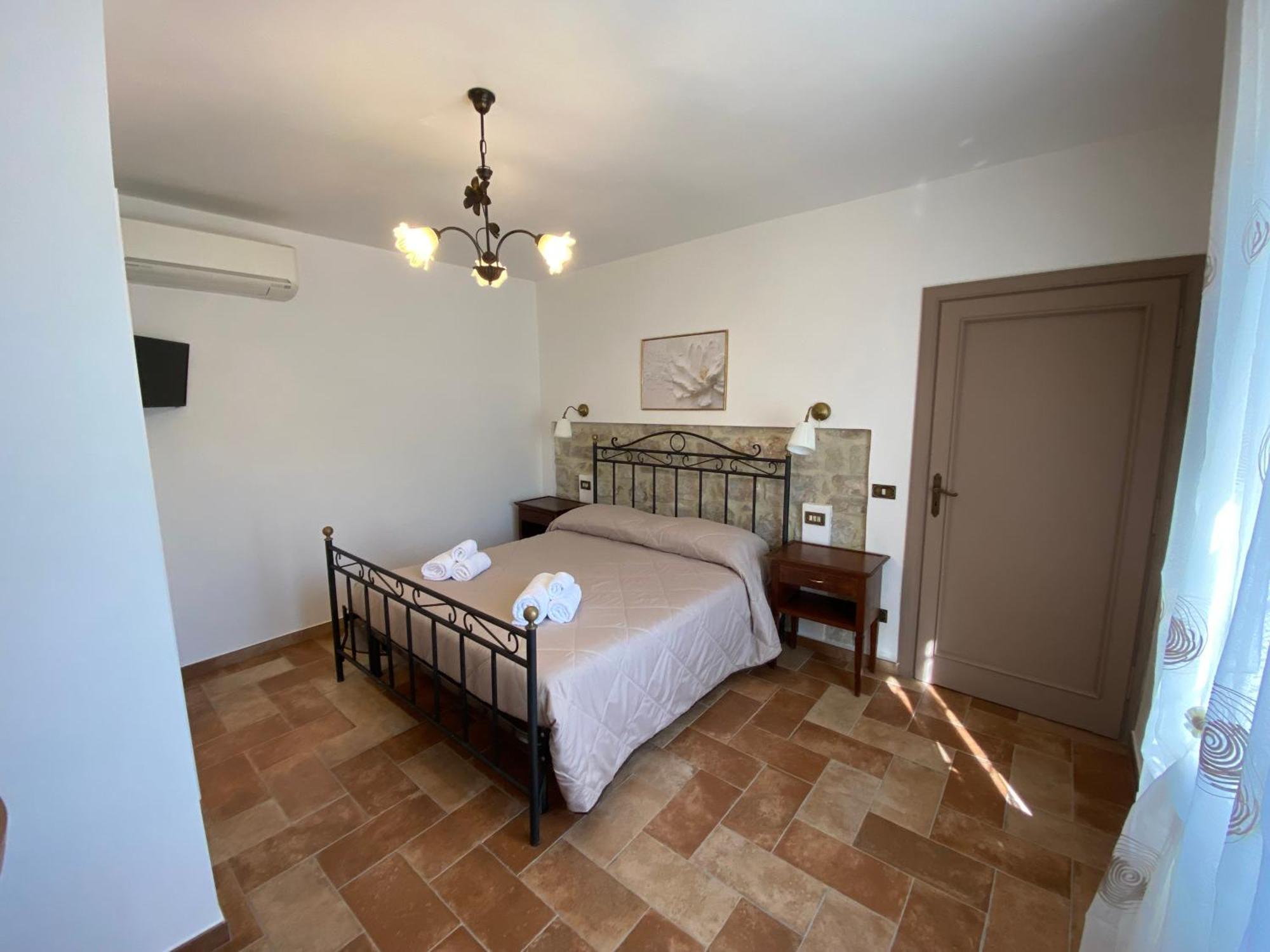 La Casa Di Nonna Tella Panzió Lenola Kültér fotó